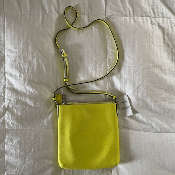 Coach Mini Rowan File Bag - Picture 2 of 7